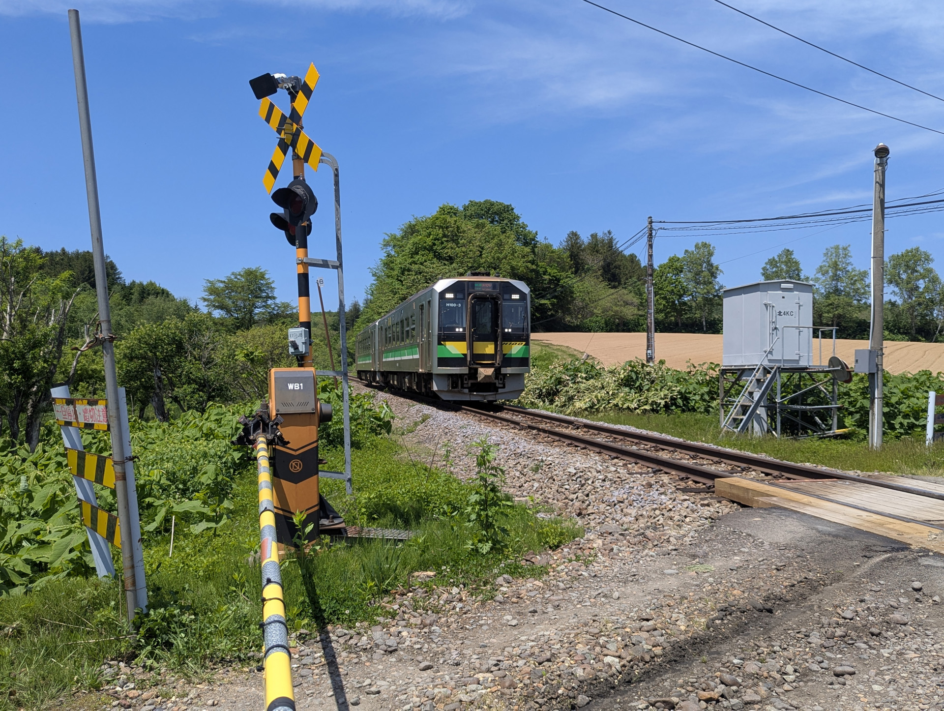 列車見張員は現場の安全を支える存在です